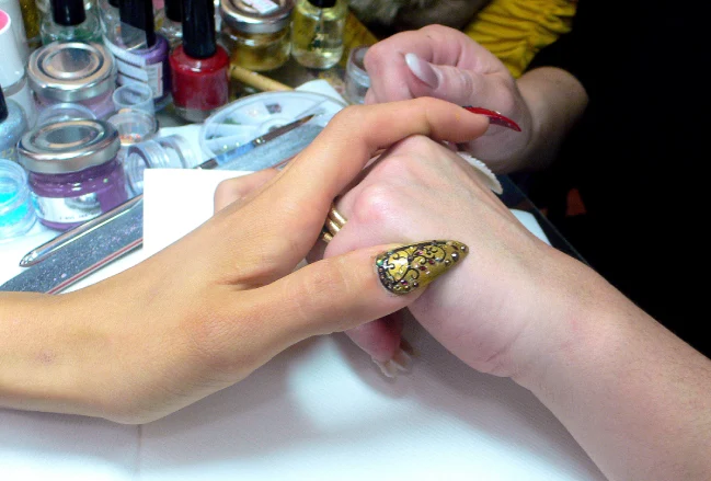 אליס מדריכה דיפ פאודר